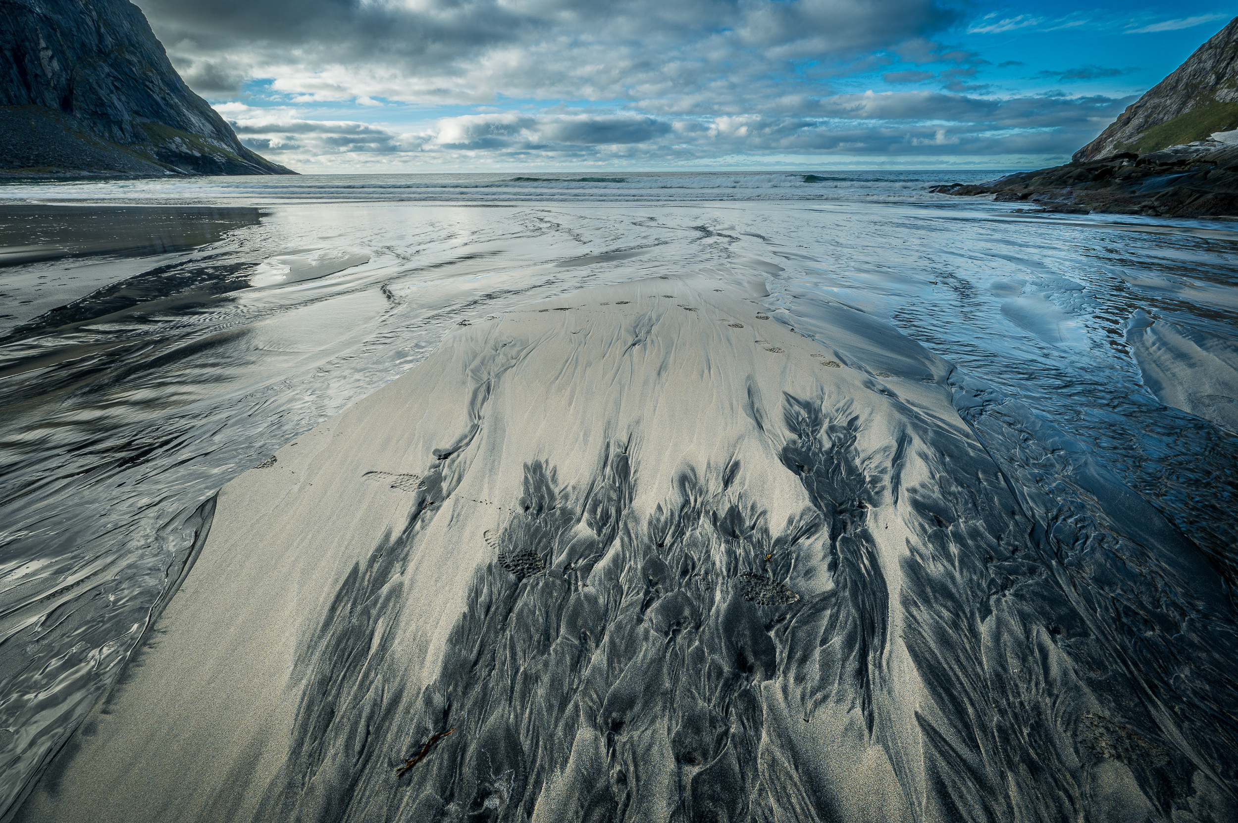Norvege lofoten kvalvika beach
